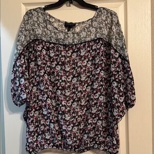 Lane Bryant Gray and White Boxy 3/4 Sleeve Blouse